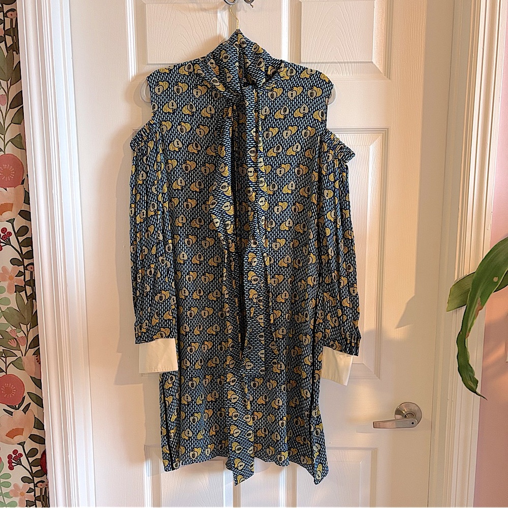 FENDI Heart Lock Silk Cold Shoulder Bow Puff Sleeve Dress Size 44/ 8 US - Picture 5 of 9